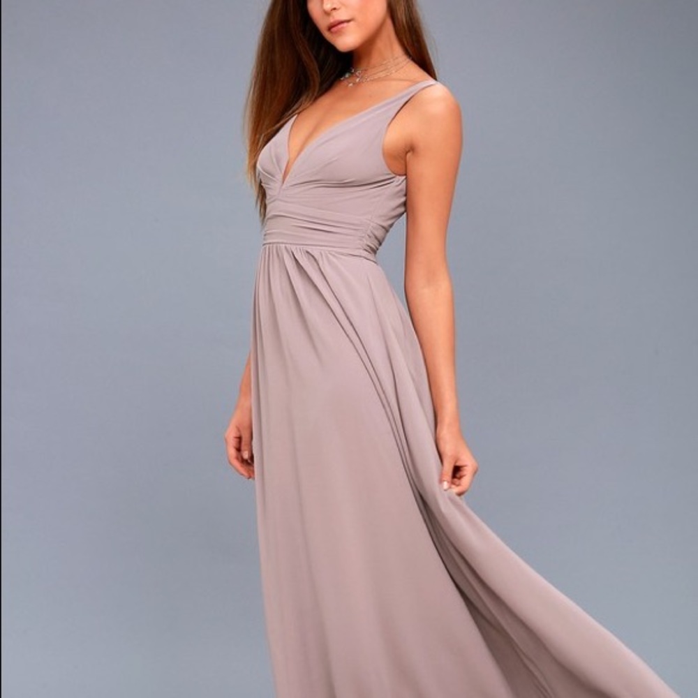 LEADING ROLE TAUPE MAXI DRESS
